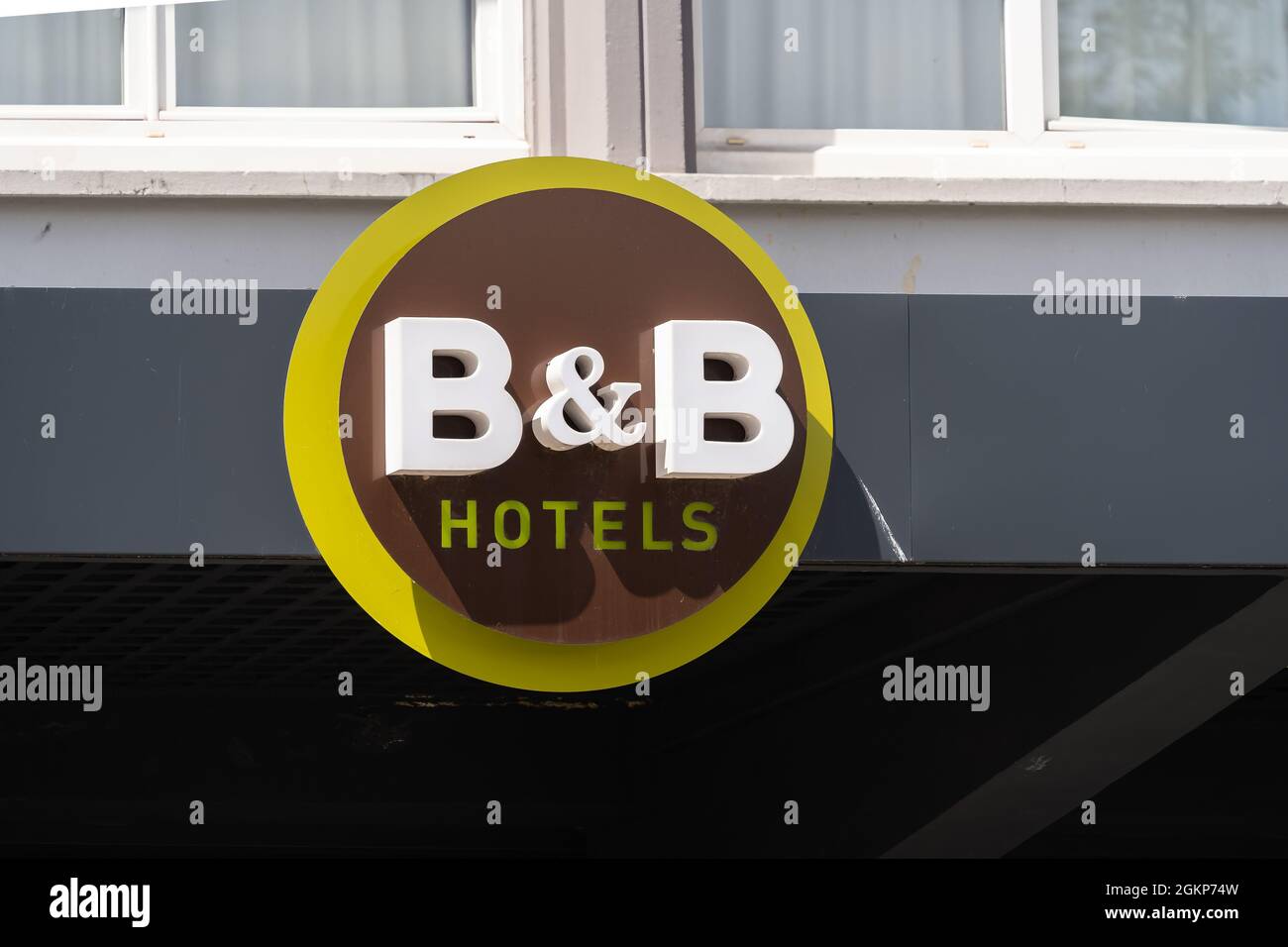 Le Havre, France - 8 août 2021 : B & B Hotels est une chaîne hôtelière  fondée en 1990 à Brest, en France Photo Stock - Alamy