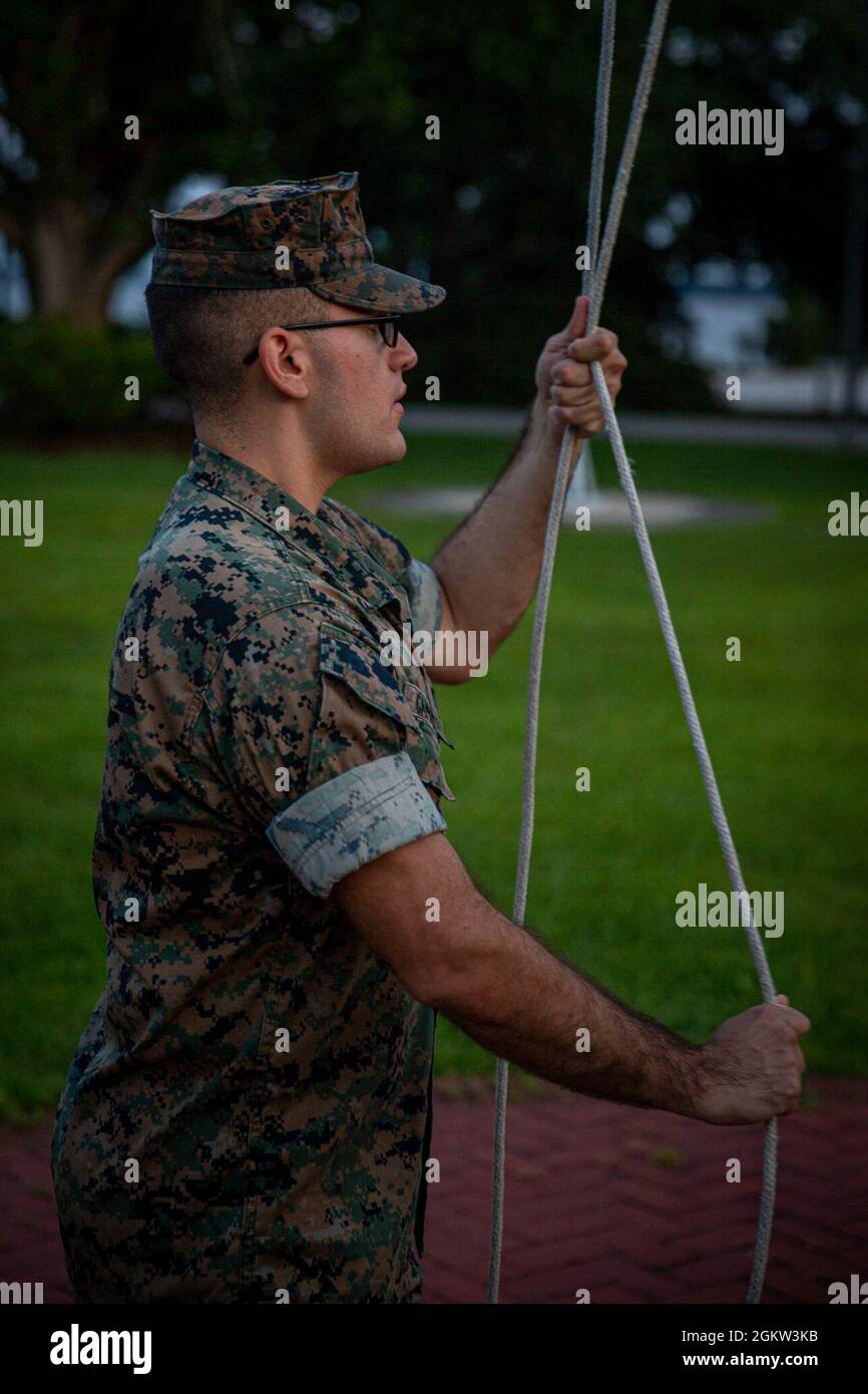 Caporal de lance du corps des Marines des ÉtatsUnis Robert Camberos