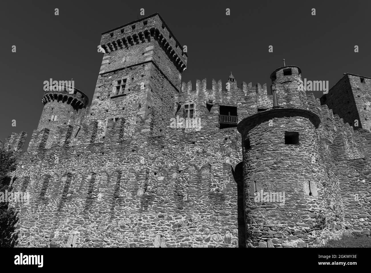 Le château de Fénis, situé dans la municipalité du même nom, est l'un des manoirs médiévaux les plus célèbres de la vallée d'Aoste. Connu pour son sceni Banque D'Images