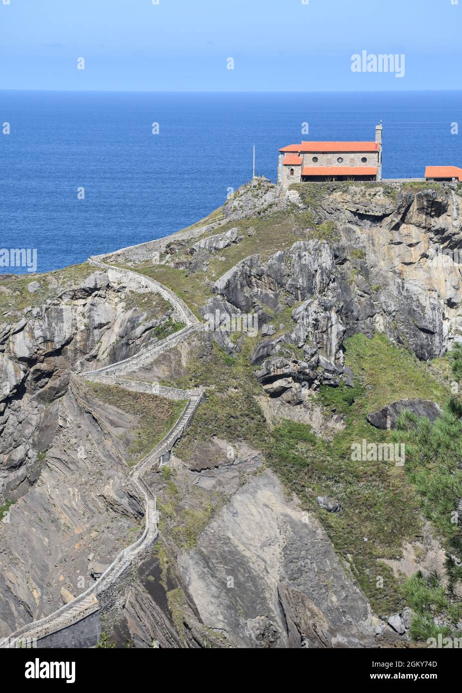 Ermitage et église de San Juan de Gaztelugatxe sur la côte basque près de Bermeo, Bilbao, Espagne Banque D'Images