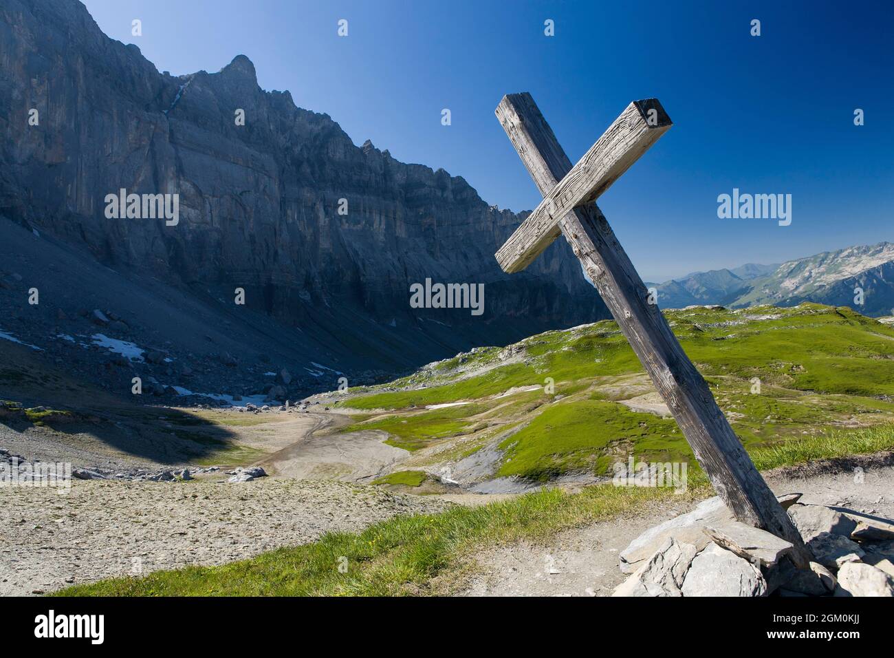 FRANCE HAUTE-SAVOIE (74) PASSY, TRAVERSE AU COL D'ANTERNE, ROCHES DE FIZ ET TETE A L'ANE Banque D'Images
