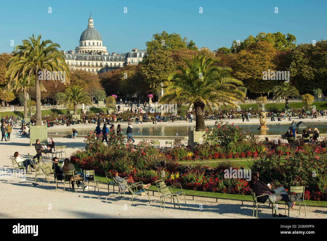 FRANCE PARIS (75) 6ÈME ARRONDISSEMENT, JARDIN DU LUXEMBOURG ET PANTHÉON EN ARRIÈRE-PLAN Banque D'Images