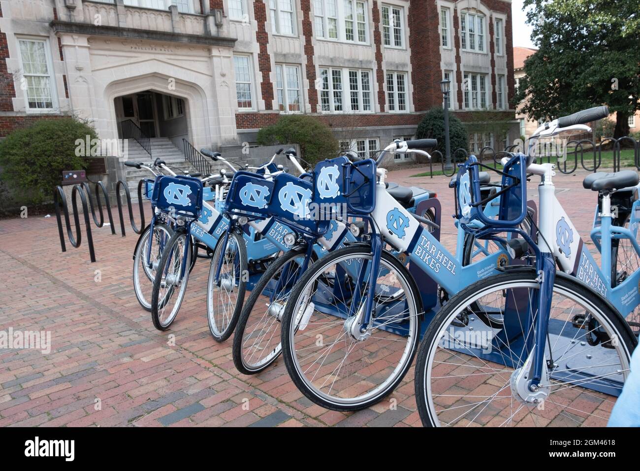 À vélo à l'Université de Caroline du Nord à Chapel Hill (UNC-CH) Banque D'Images
