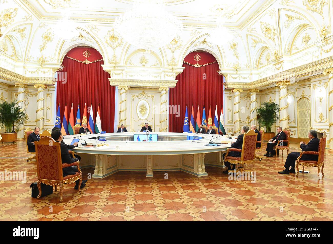 (210917) -- DOUCHANBÉ, le 17 septembre 2021 (Xinhua) -- Un sommet de l'Organisation du Traité de sécurité collective (OTSC) se tient à Douchanbé, au Tadjikistan, le 16 septembre 2021. (Service de presse présidentiel tadjik/document via Xinhua) Banque D'Images