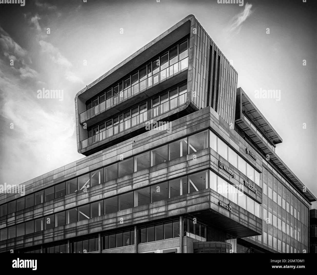 HELSINGBORG, SUÈDE - SEPTEMBRE 07 2021 : nouvel immeuble de bureaux au terminal et à la gare feryy de la ville Banque D'Images