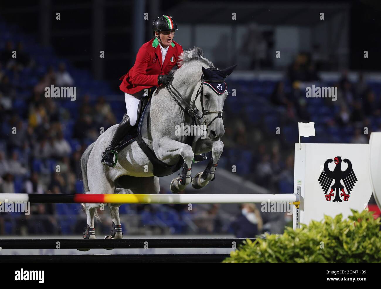 Ville d'Aix-la-Chapelle, Allemagne. 16 septembre 2021. FIROO: 16.09.2021, sport équestre, spectacle équestre Aachener Soers, CHIO 2021, saut de spectacle, Mercedes-Benz Nations Cup, Fabio BROTTO, Italie, on VANITA DELLE ROANE/dpa/Alay Live News Banque D'Images