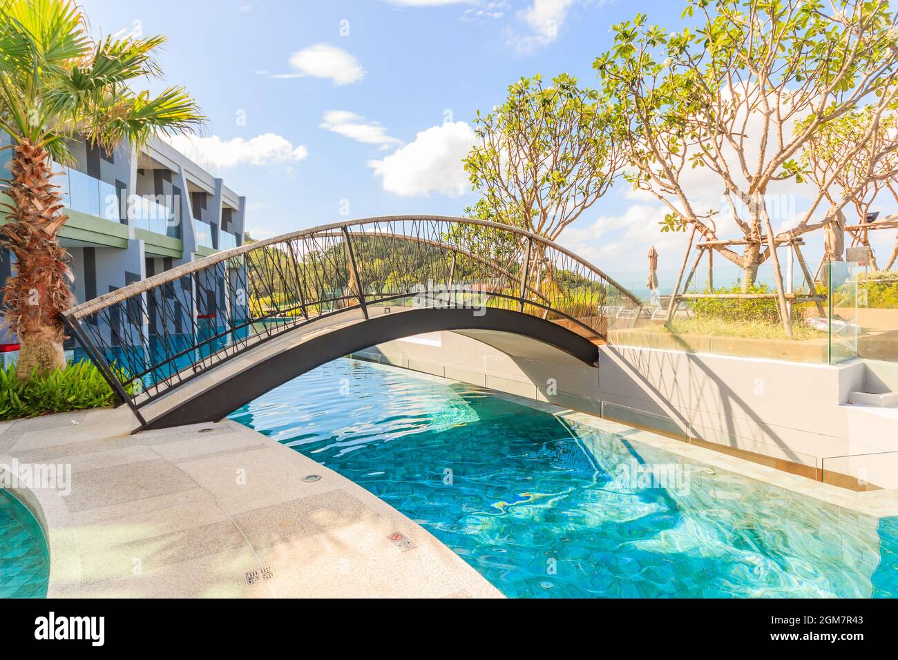 PHUKET, THAÏLANDE - 22 JANVIER 2017: Décor de piscine à Crest Resort et Pool Villas and Resorts est le dernier luxe intime gemmes, un éco f Banque D'Images