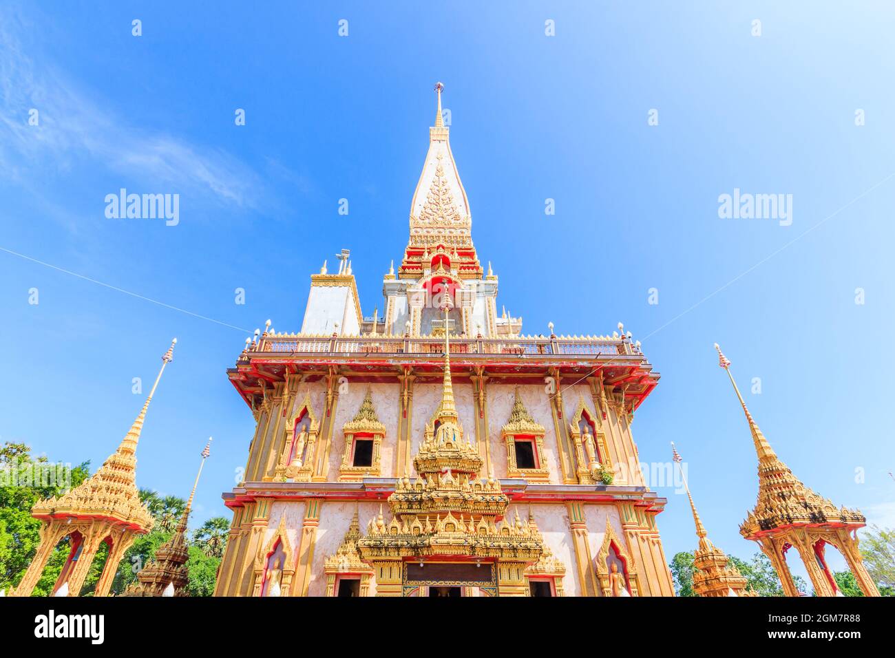 Temple Chaitaram (temple de Wat Chalong) dans la province de Phuket en Thaïlande Banque D'Images