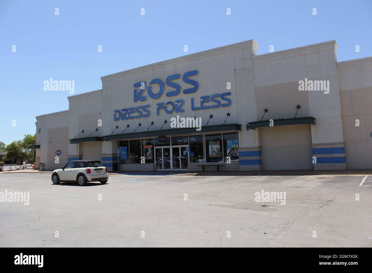 Tyler, TX - 21 avril 2019: Ross Dress for Less Store situé sur South  Broadway à Tyler, TX Photo Stock - Alamy
