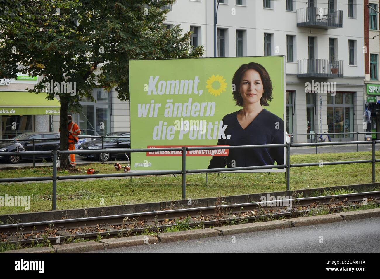 Annalena Baerbock (Gruene) - Wahlplakate zu den Bundestag 2021, Berlin-Prenzlauer Berg (nur fuer redaktionelle Verwendung. Keine Werbung. Réf Banque D'Images