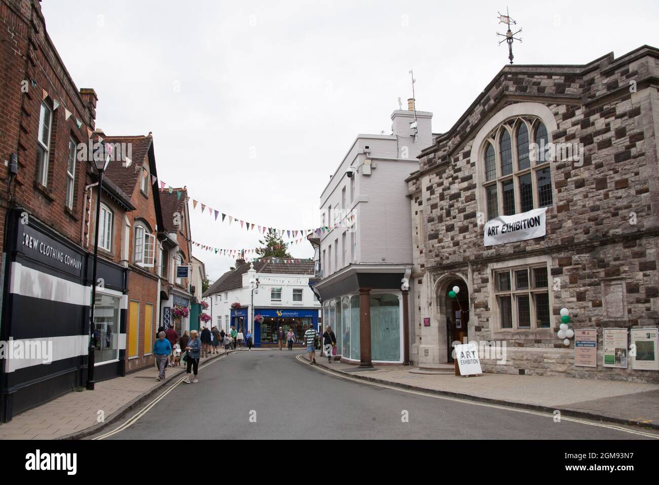 Vue sur East Street à Wimborne, Dorset au Royaume-Uni Banque D'Images