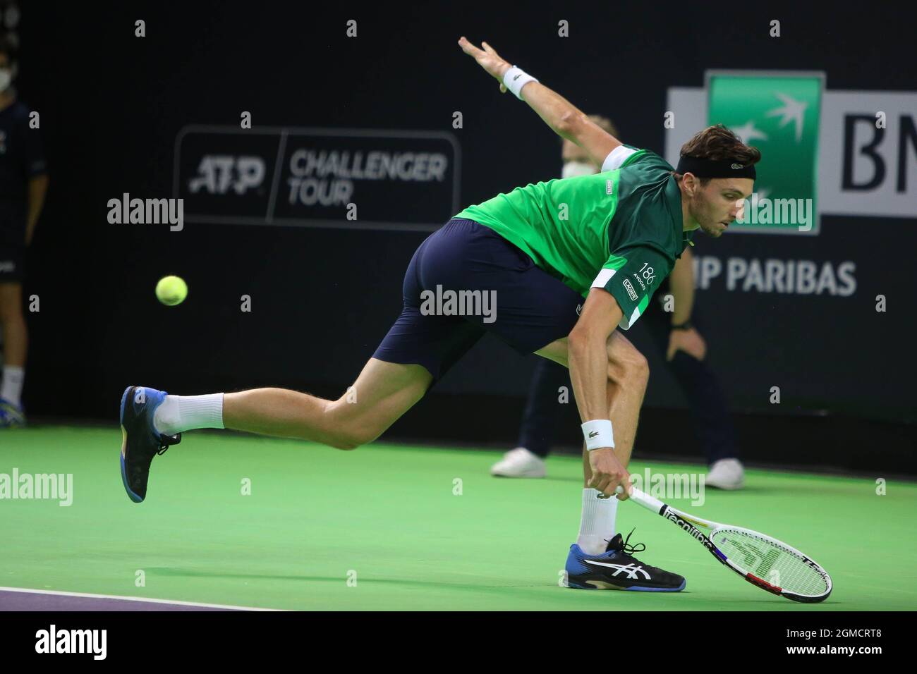 Rennes, France. 17 septembre 2021. Arthur Rinderknech of France 1/4 finale  lors du tournoi Open de Rennes le 17 septembre 2021 à Open Blot Rennes à  Rennes, France - photo: Laurent Lairys/DPPI/LiveMedia