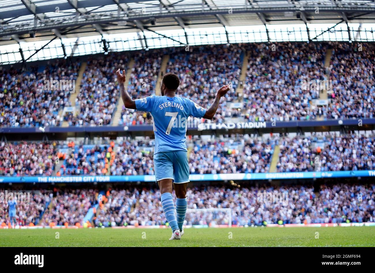 Raheem Sterling de Manchester City lors du match de la Premier League au Etihad Stadium de Manchester. Date de la photo: Samedi 18 septembre 2021. Banque D'Images