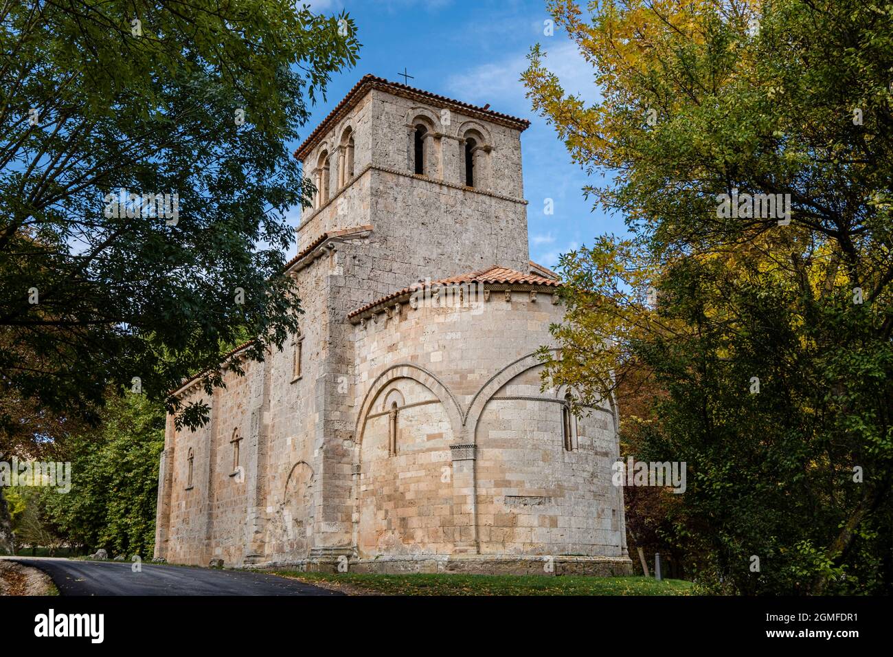 Hermitage de Nuestra Señora del Valle, temple ogival roman d'influence byzantine, XIIe siècle, Burgos, Espagne. Banque D'Images