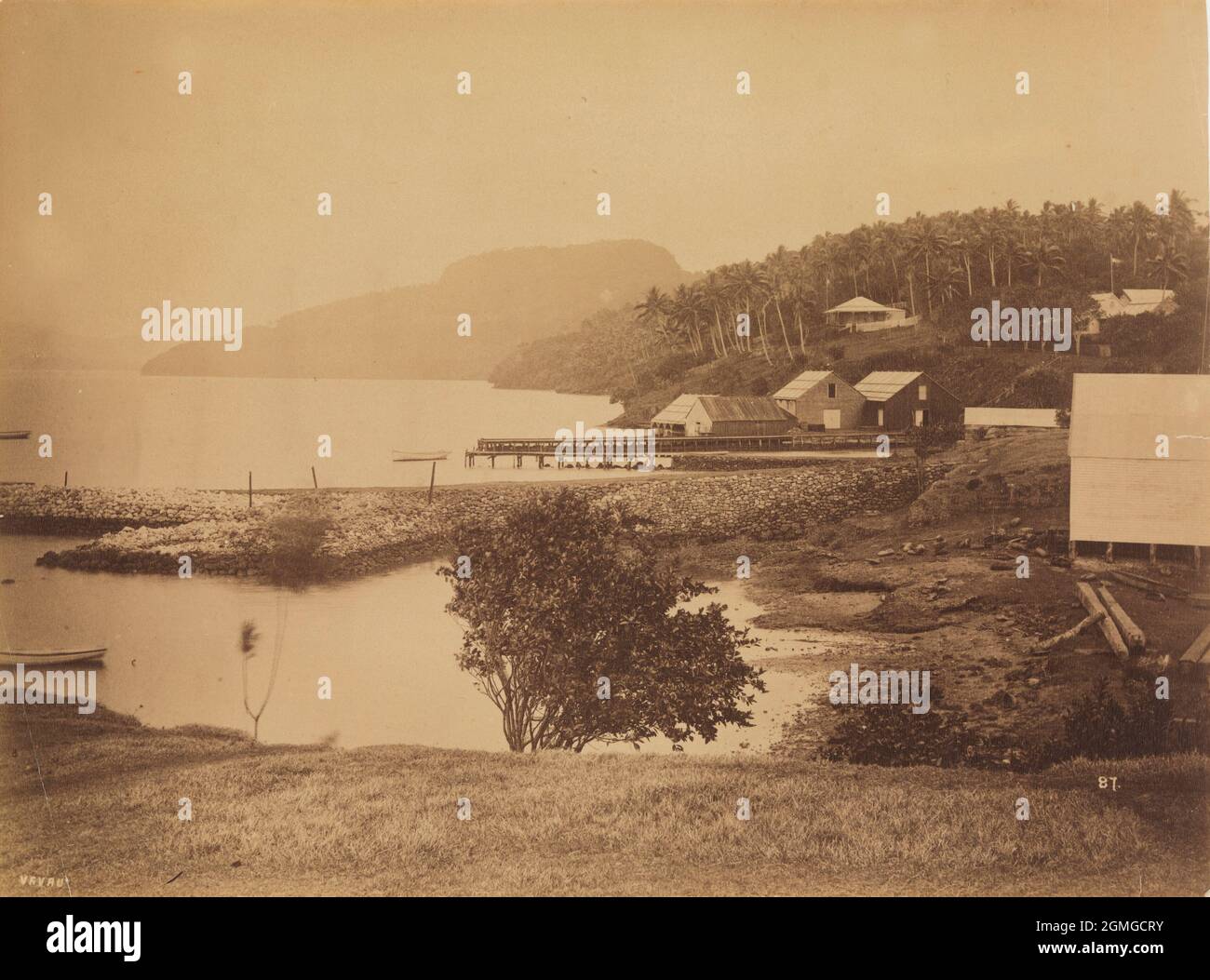 1885 photo de l'île principale, UTU Vavaʻu, à Vava'u, un groupe de plus de 50 îles à Tonga, à environ 150 miles au nord de Tongatapu. Banque D'Images