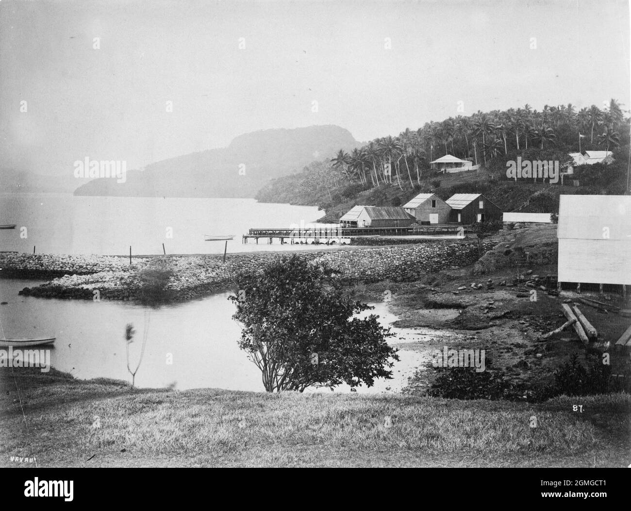 1885 photo de l'île principale, UTU Vavaʻu, à Vava'u, un groupe de plus de 50 îles à Tonga, à environ 150 miles au nord de Tongatapu. Banque D'Images