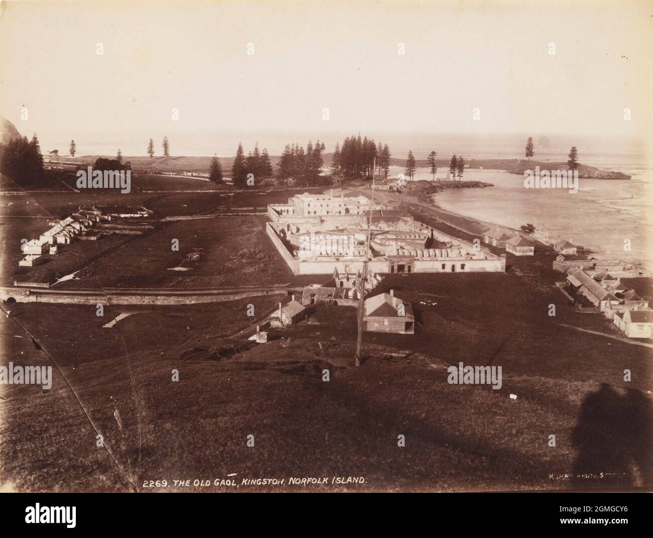 1885 photo montrant l'ancienne prison, Kingston, île Norfolk Banque D'Images