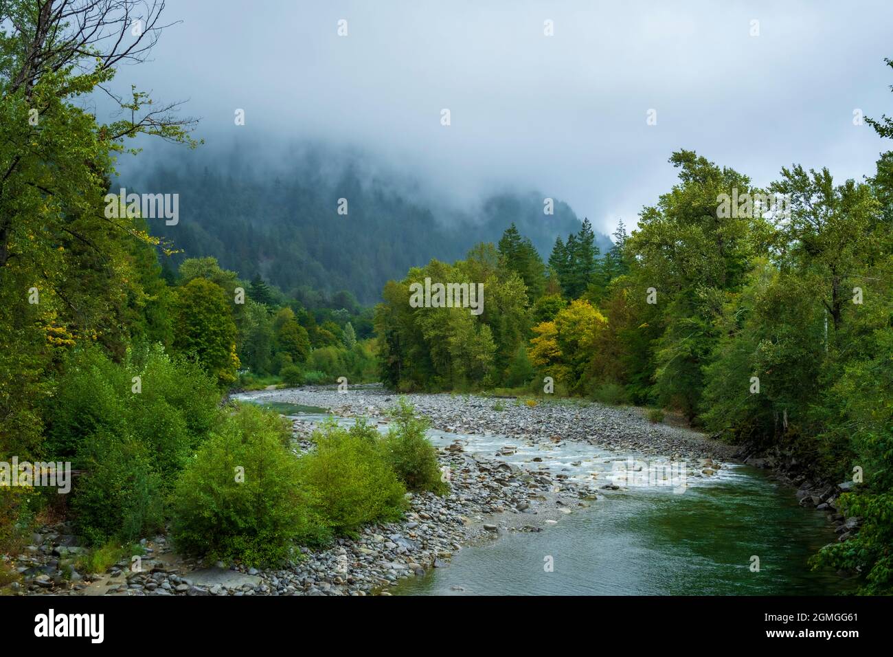Rivière skykomish Banque de photographies et d’images à haute résolution Alamy