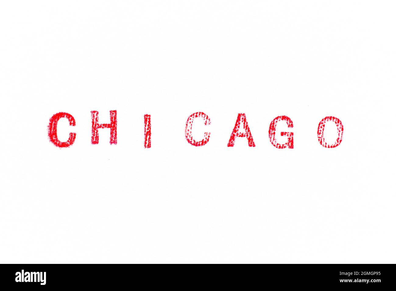 Tampon en caoutchouc de couleur rouge dans le mot chicago sur fond de papier blanc Banque D'Images