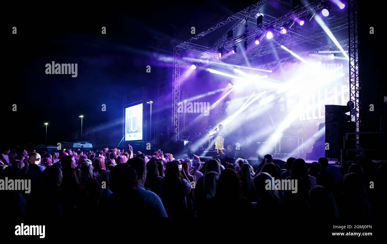 Kelli-Leigh, dans le Parc concerts, Garon Park, Southend, Essex © Clarissa Debenham / Alay Banque D'Images