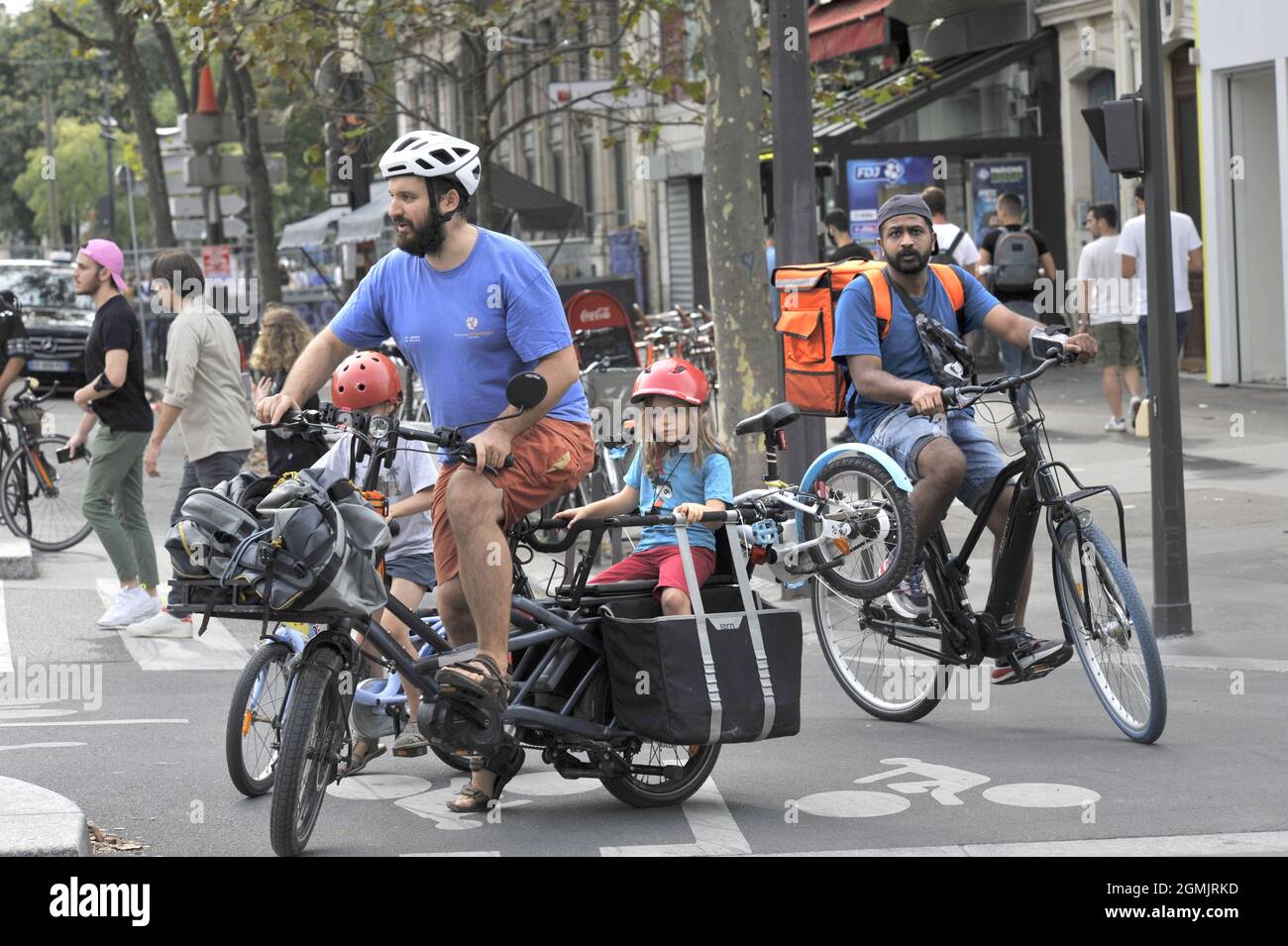 FRANCE. PARIS (75) PARISIENS À VÉLO PENDANT LA JOURNÉE SANS VOITURE (19 SEPTEMBRE 2021) Banque D'Images