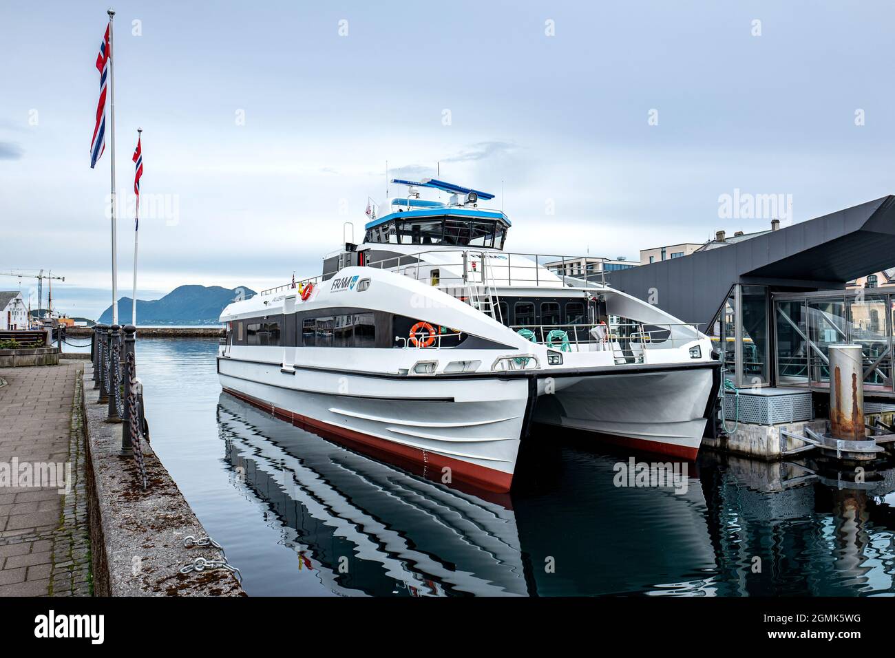 FRAM Fast-ferry VALDEROY à Alesund, Norvège Banque D'Images