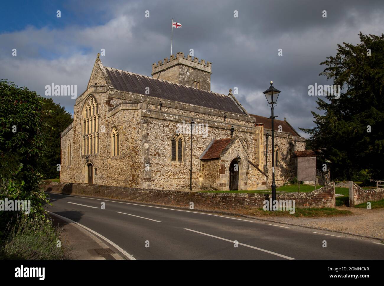 Eglise St Mary, une église du XIIe siècle dans le village de Fordingbridge dans le Hampshire, Angleterre Royaume-Uni Banque D'Images