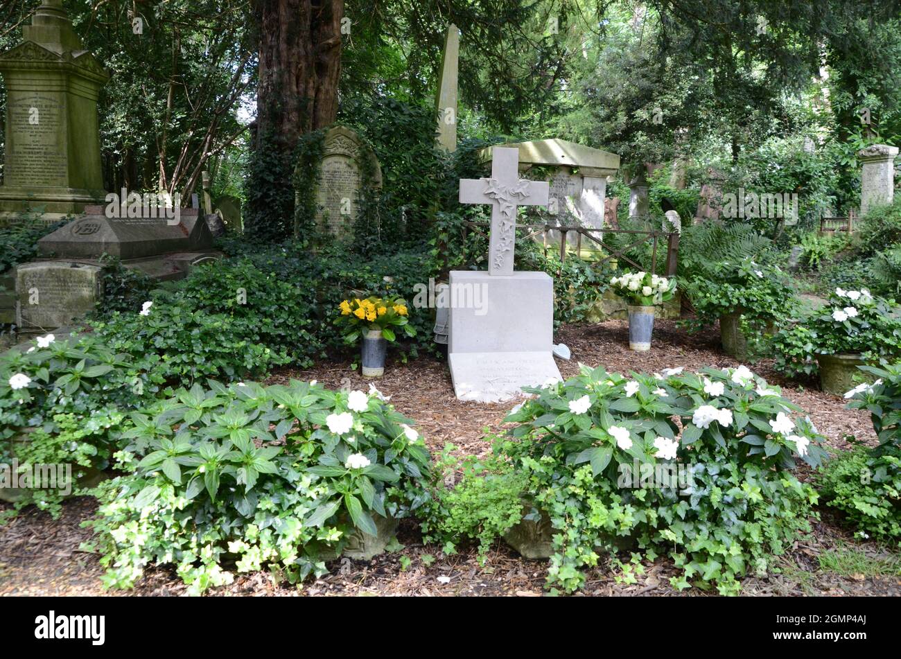 La tombe de michael dans le cimetière highgate ouest N6 nord de