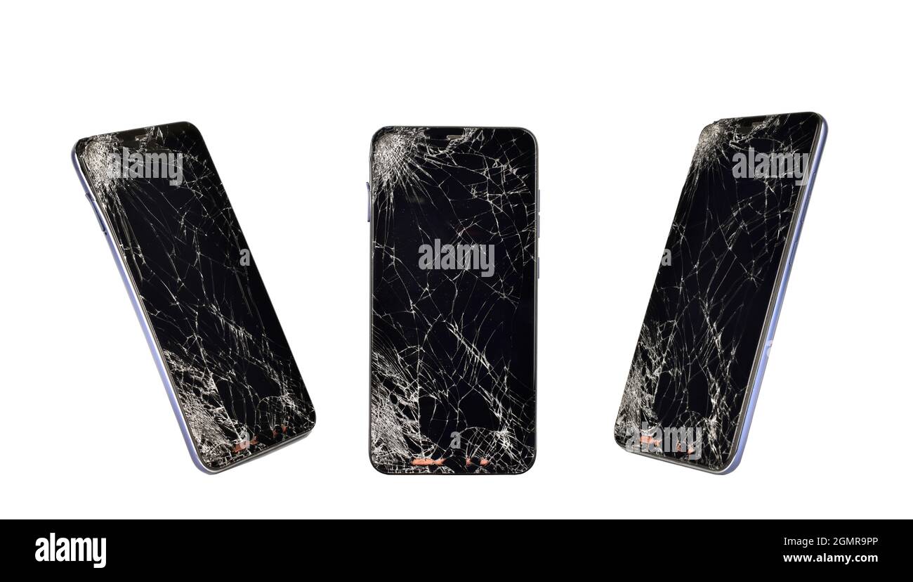 Smartphone à écran de fissure isolé sur fond blanc avec masque de découpe Banque D'Images