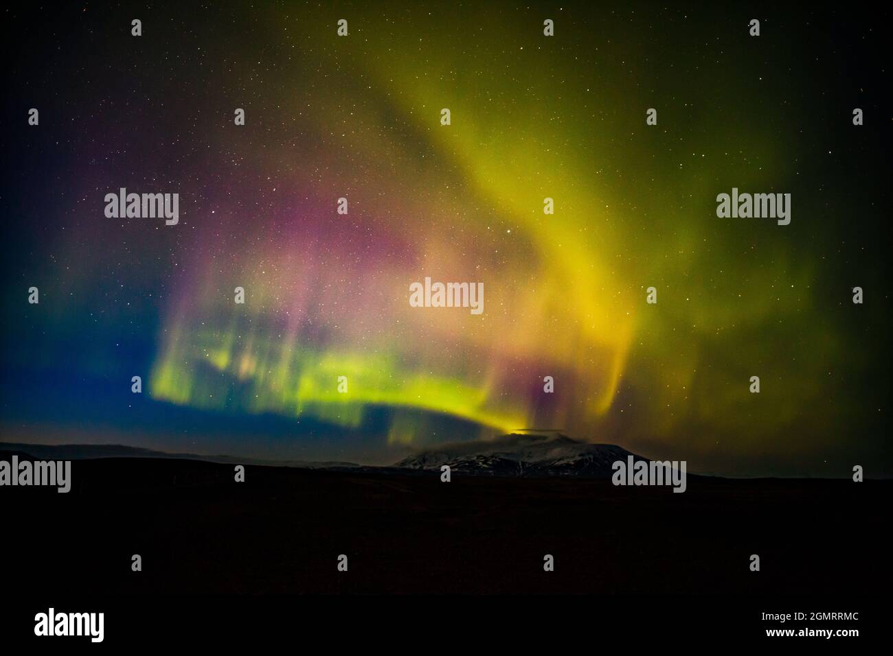 Aurora borealis au-dessus de l'Islande Banque D'Images