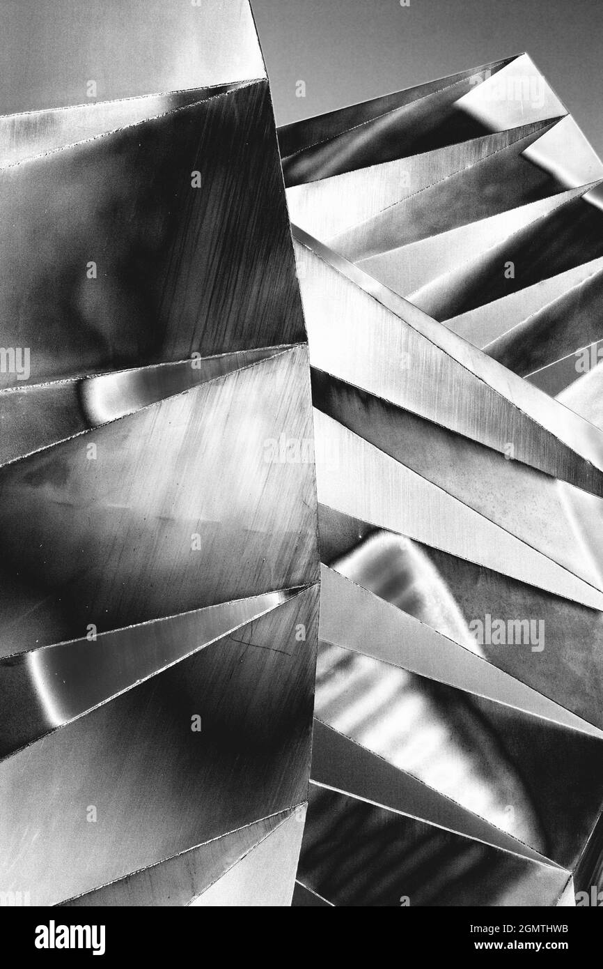 Vents, une sculpture abstraite de Thomas Heatherwick, dans Ave Maria Lane, la ville de Londres. Il est également connu sous le nom de Paternoster vents ou Angel Wings. TH Banque D'Images