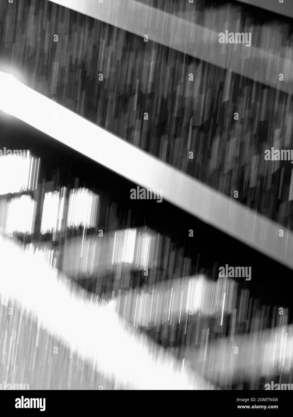 Didcot, Oxfordshire UK - 200: Cette composition abstraite monochrome est, en fait, une image de la ligne ferroviaire principale de Didcot à Oxford. Sortie de la W Banque D'Images