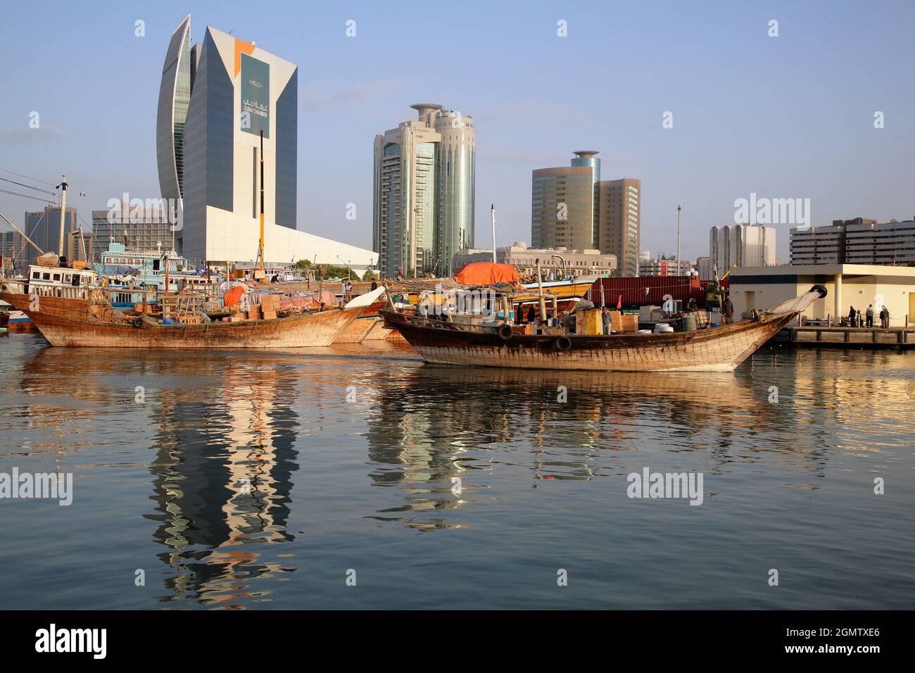 Dubaï, Émirats arabes Unis - février 2008; Dubai Creek est une zone d'eau salée située à Dubaï, Émirats arabes Unis. Dans le cadre du nouveau D Banque D'Images