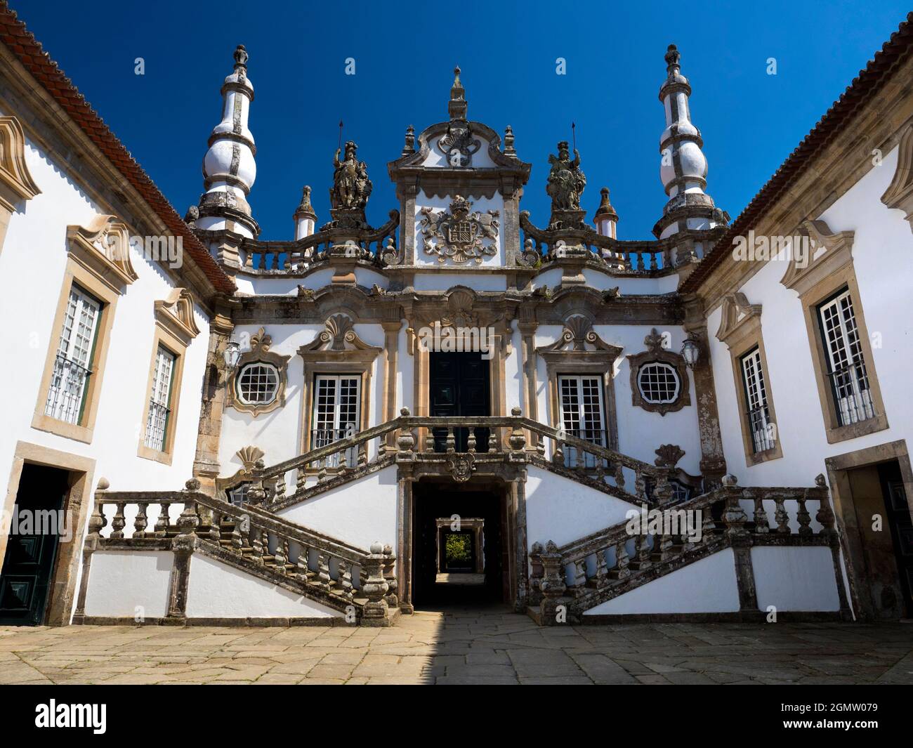 PAL‡cio de Mateus est un palais baroque inhabituel du XVIIIe siècle situé à Mateus, dans la municipalité de Vila Real, dans la vallée du Douro, au Portugal. Ainsi que Banque D'Images