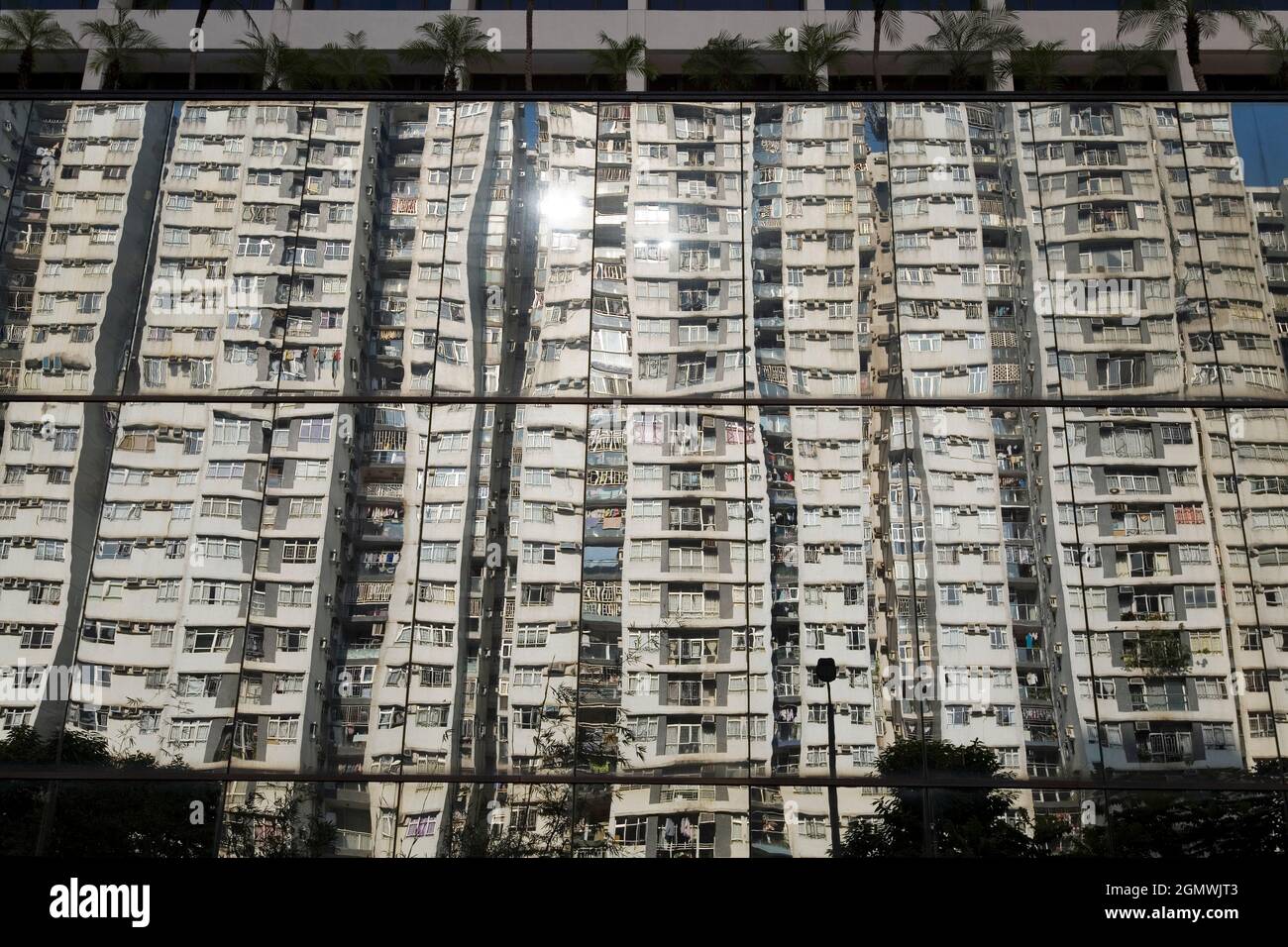 Hong Kong, 1987 ; Hong Kong a toujours été une ville surpeuplée, et le reste. Avec une population actuelle de plus de 7 millions, et une densité de population par Banque D'Images