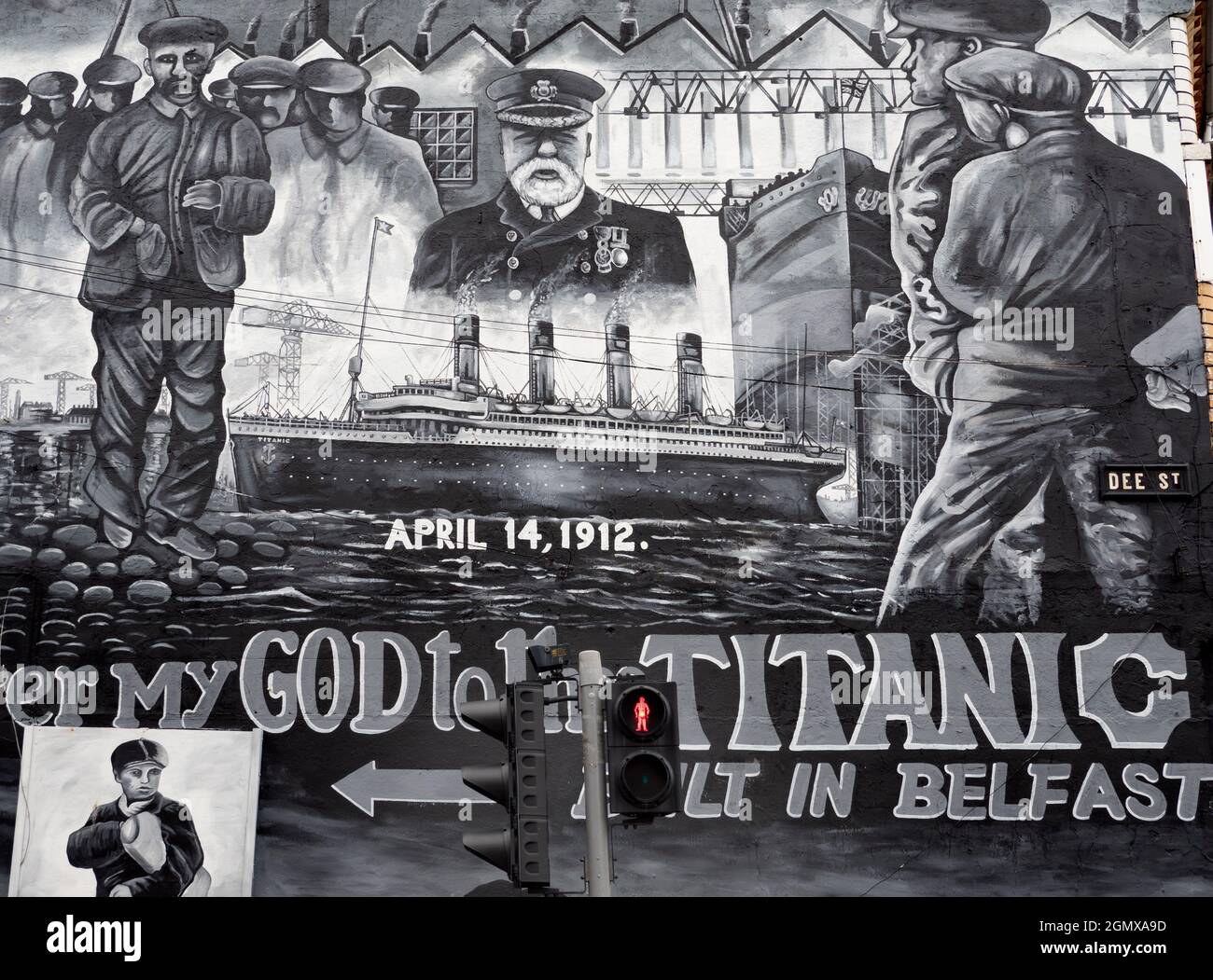 Belfast, Ulster, Royaume-Uni - 11 juin 2017. Belfast est une ville qui ne peut pas. Apparemment, laissez n'importe quel mur intact sans une touche de couleur. Le graffiti, spécif Banque D'Images