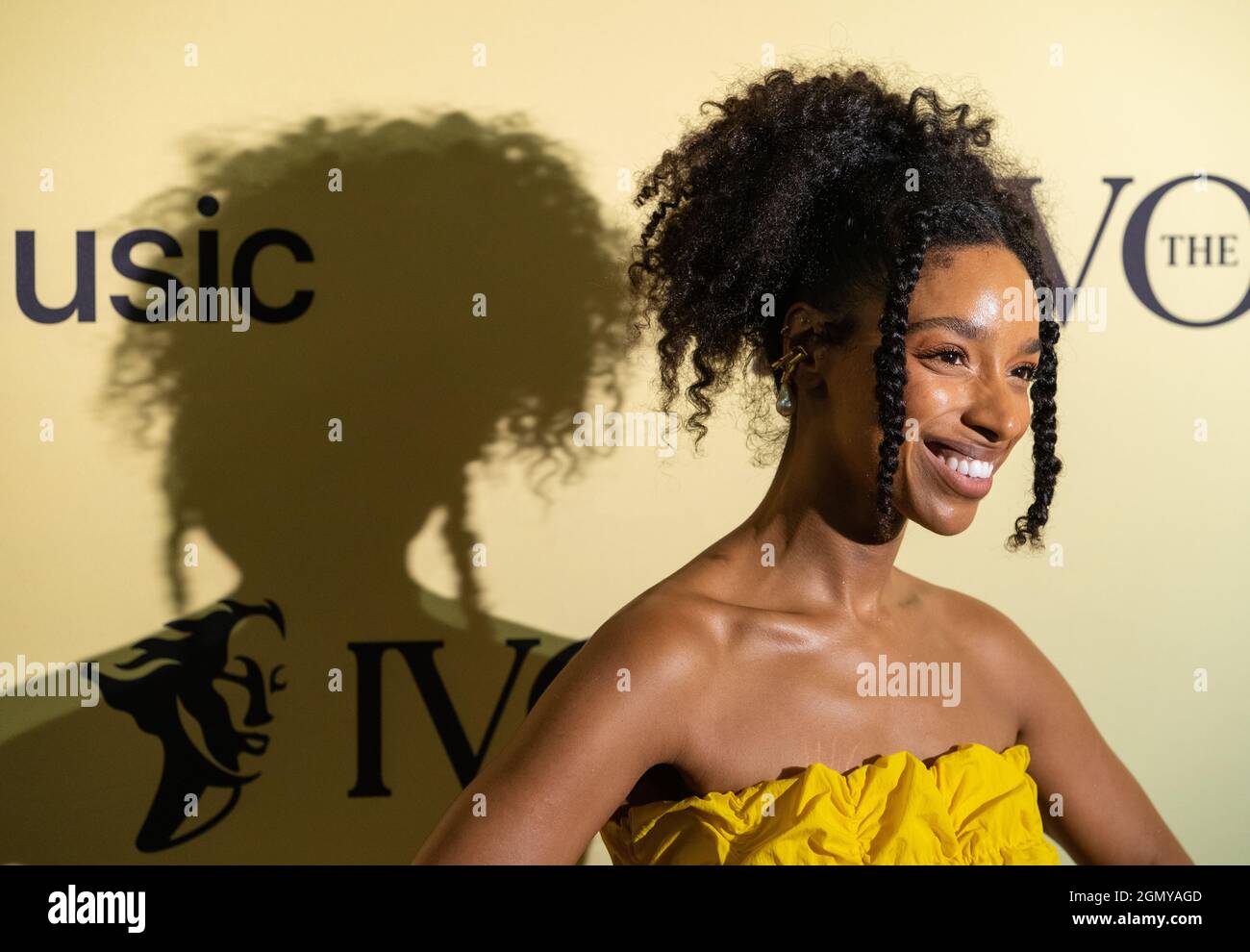 Lianne la Havas arrive au prix annuel de la chanson Ivor Novello à la Grosvenor House à Londres. Date de la photo: Mardi 21 septembre 2021. Banque D'Images