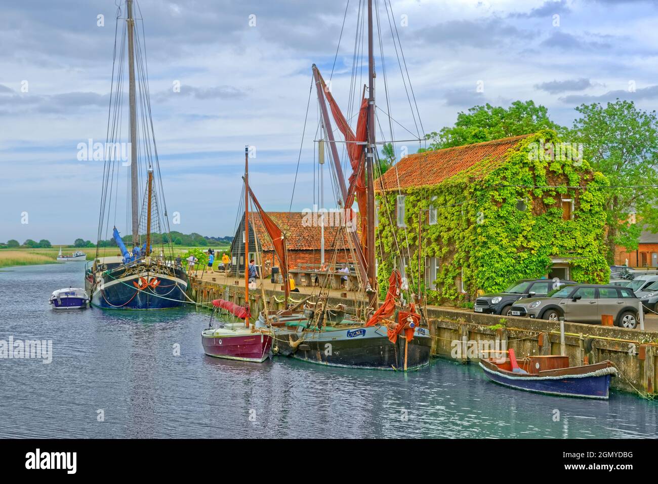 Snape Quay sur la rivière ADLE à Suffolk, Angleterre. Banque D'Images