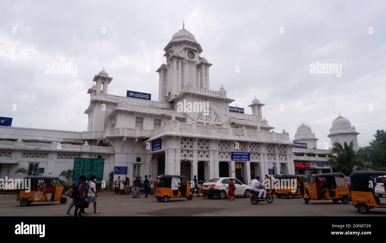 Gare de Kacheguda une des trois gares centrales de la ville de Hyderabad, Telangana, en Inde Banque D'Images