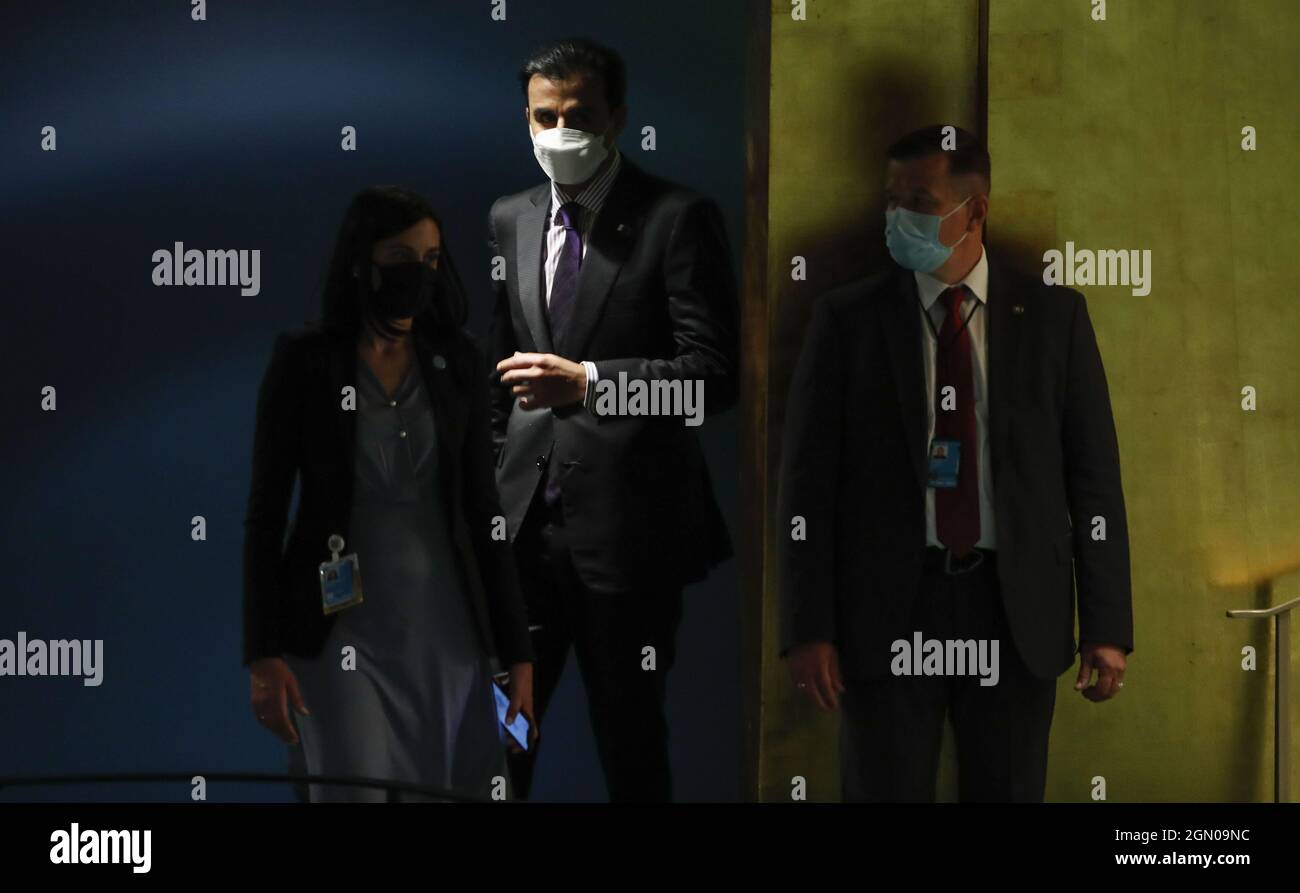 New York, États-Unis. 21 septembre 2021. L'émir Sheikh Tamim bin Hamad al-Thani du Qatar arrive à la 76e session de l'Assemblée générale des Nations Unies le mardi 21 septembre 2021 à New York. (Photo de piscine par Eduardo Munoz/UPI) crédit: UPI/Alamy Live News Banque D'Images