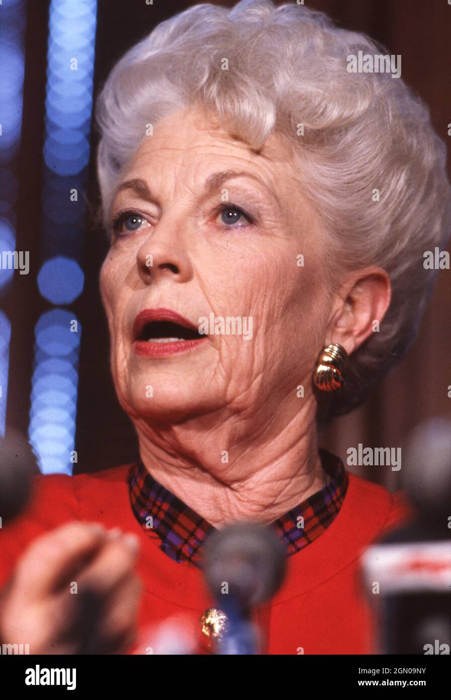 Austin Texas USA, vers 1993: Le gouverneur du Texas, ANN RICHARDS, parle aux médias lors d'une conférence de presse.©Bob Daemmrich Banque D'Images