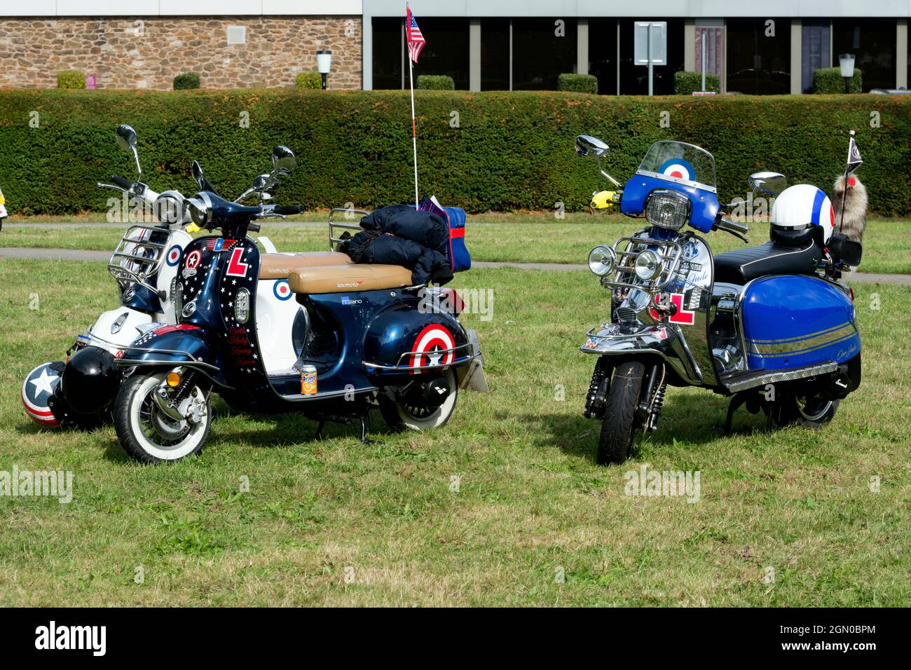 Scooters garés à Stratford-upon-Avon, Royaume-Uni Banque D'Images