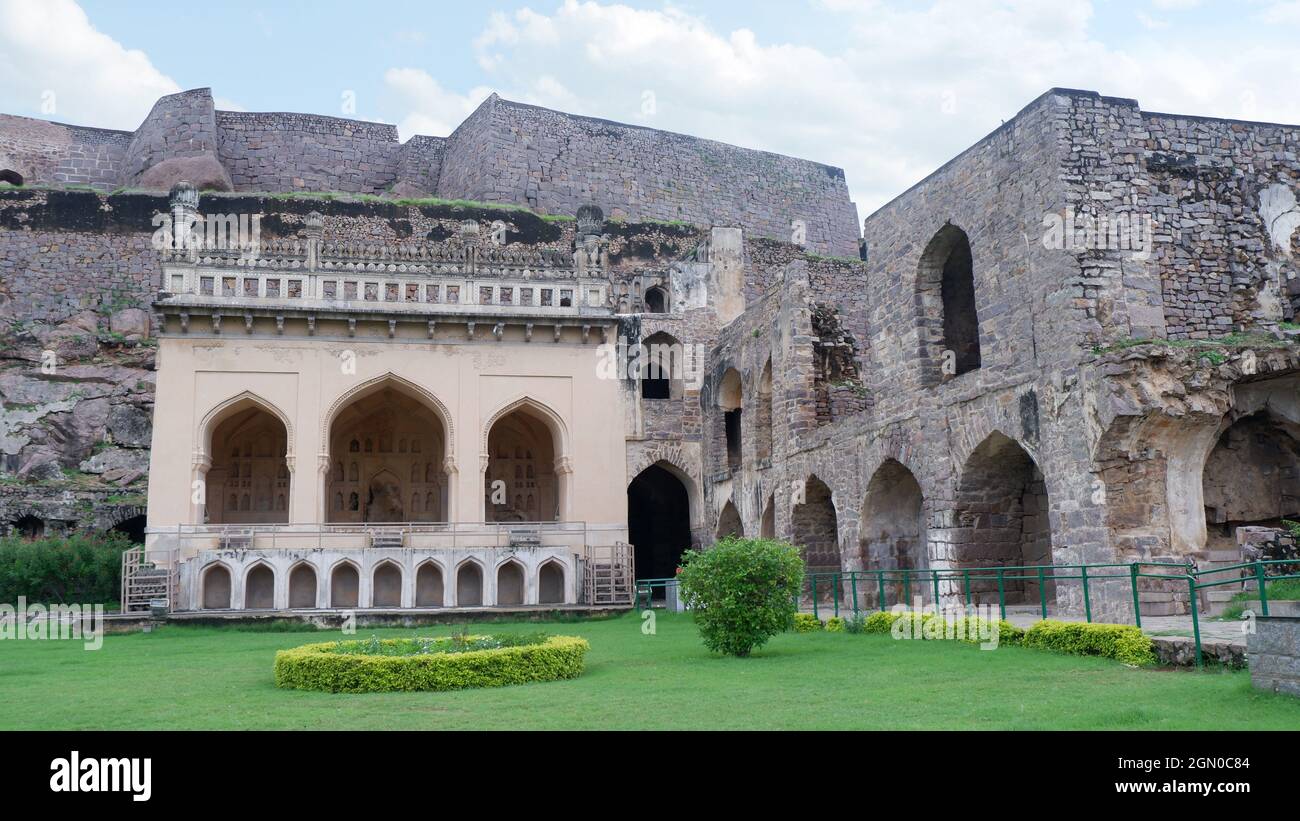 La mosquée de Taramati, fort de Golkonda, Hyderabad, Telangana, Inde Banque D'Images