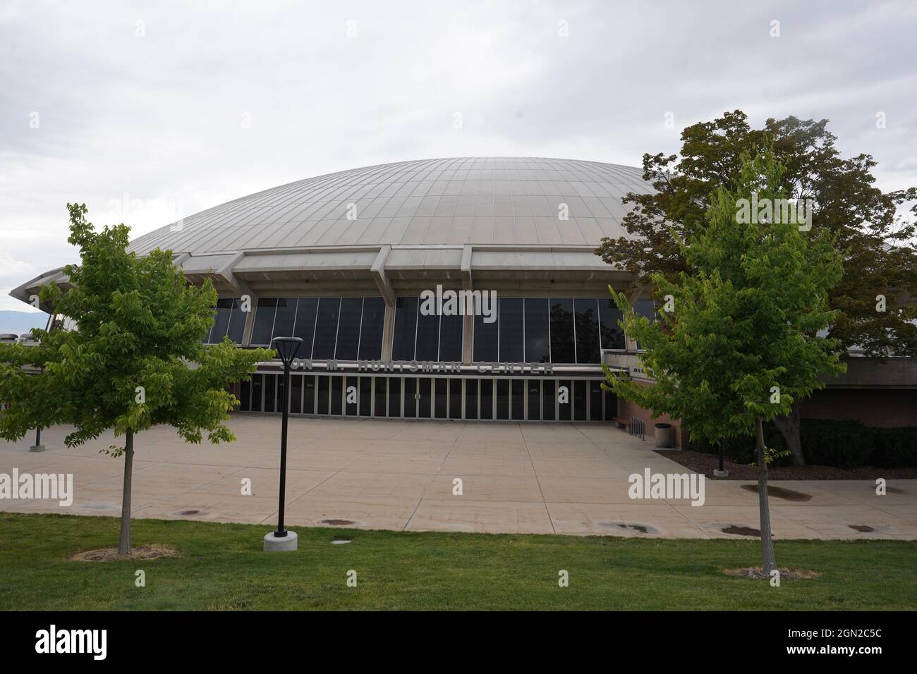 Vue générale du Centre Jon M. Huntsman sur le campus de l'Université de l'Utah, le samedi 18 septembre 2021, à Salt Lake City. L'arène est le ho Banque D'Images