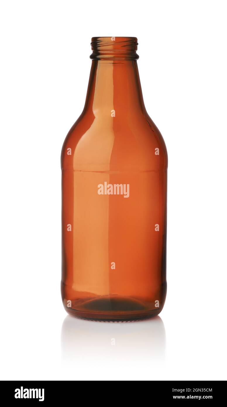 Vue avant de la petite bouteille de bière en verre marron vide isolée sur du blanc Banque D'Images