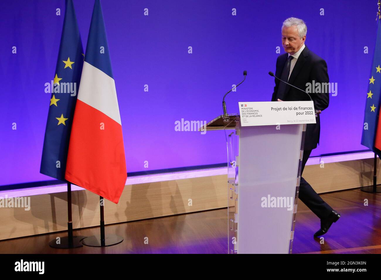 Bruno le Maire Ministre de l'Economie et des Finances lors de la présentation du projet de loi de finances PLF 2022 (projet de loi de finances) au Ministère de l'Economie et des Finances à Bercy, Paris, France, le 22 septembre 2021. Photo de Jean-Bernard Vernier/JBV News/ABACAPRESS.COM Banque D'Images