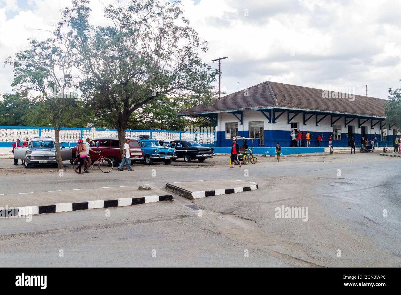 LAS TUNAS, CUBA - 27 JANVIER 2016 : vue sur une gare de Las Tunas. Banque D'Images