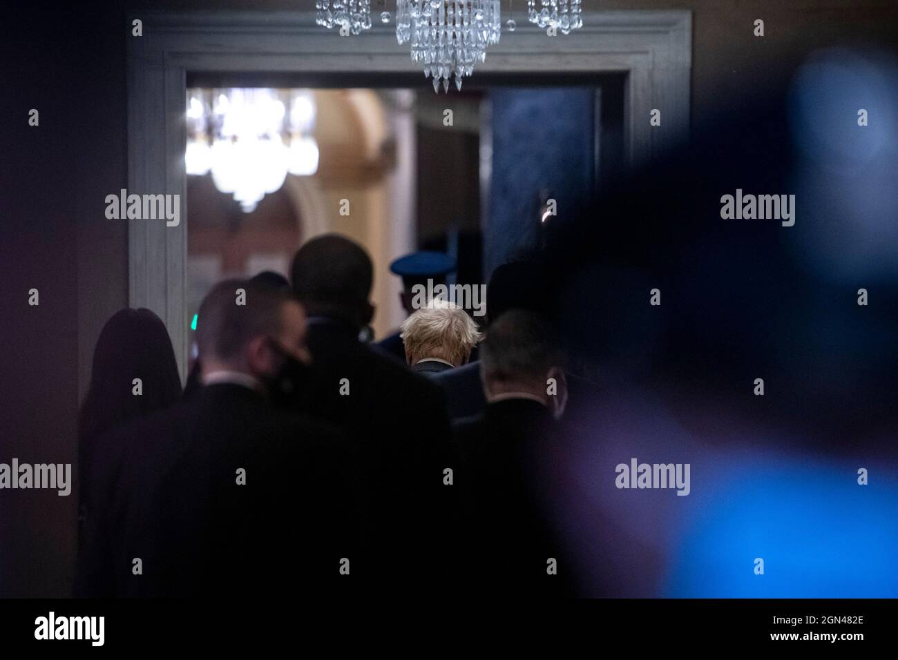 Washington, Vereinigte Staaten. 22 septembre 2021. Le Premier ministre britannique Boris Johnson rencontre la Présidente de la Chambre des représentants des États-Unis Nancy Pelosi (démocrate de Californie) au Capitole des États-Unis à Washington, DC, le mercredi 22 septembre 2021. Credit: Rod Lamkey/CNP/dpa/Alay Live News Banque D'Images