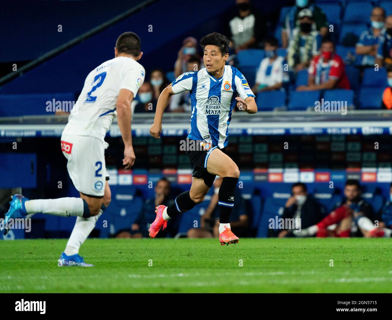 Cornellà, Espagne, le 22 septembre 2021. ESPAGNE, FOOTBALL, LA LIGA SANTANDER, RCDE VS DEPORTIVO ALAVÉS. Joueur du RCD Espanyol (07) Wu Lei pendant le match de la Liga Santander entre le RCD Espanyol et le Deportivo Alavés au stade RCDE, Cornellà, Espagne, le 22 septembre 2021. © Joan Gosa 2021. Crédit : Joan Gosa Badia/Alay Live News Banque D'Images