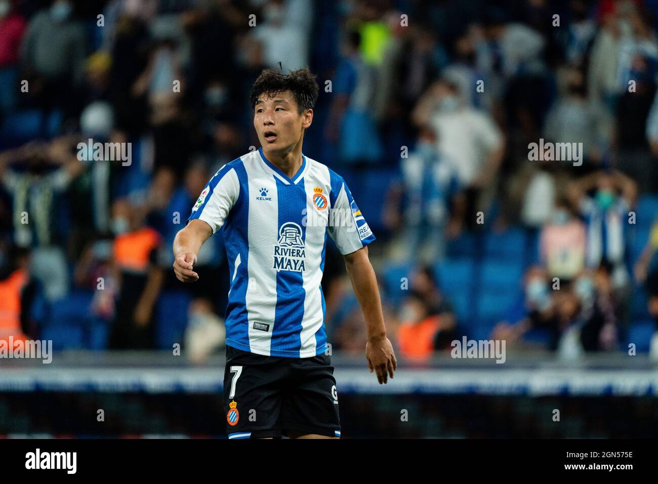 Cornellà, Espagne, le 22 septembre 2021. ESPAGNE, FOOTBALL, LA LIGA SANTANDER, RCDE VS DEPORTIVO ALAVÉS. Joueur du RCD Espanyol (07) Wu Lei réagit lors du match de la Liga Santander entre le RCD Espanyol et le Deportivo Alavés au stade RCDE, Cornellà, Espagne, le 22 septembre 2021. © Joan Gosa 2021. Crédit : Joan Gosa Badia/Alay Live News Banque D'Images